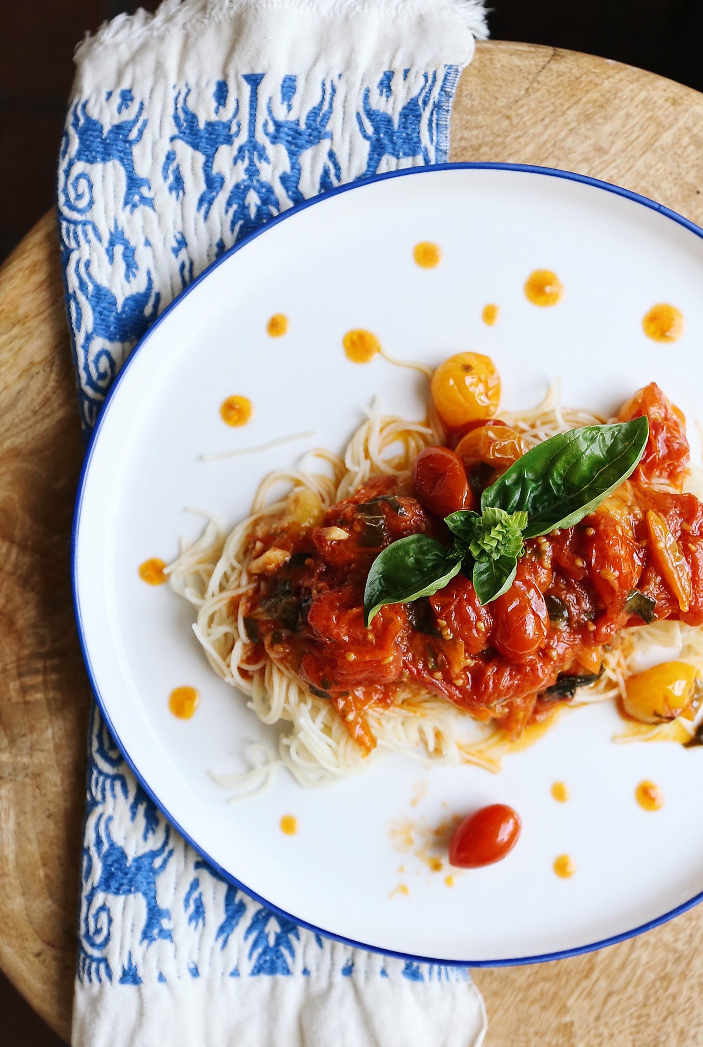 The End of a Show, the Beginning of a new Chapter and Adam Rapoport's Tomato Sauce...